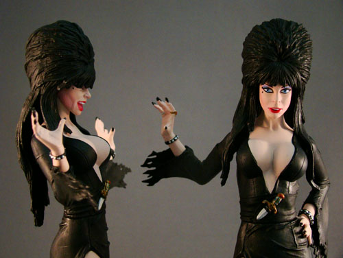 Elvira, Mistress of Dark - Monstarz - Elvira 7" Regular & Winking - Amok Time (2010)