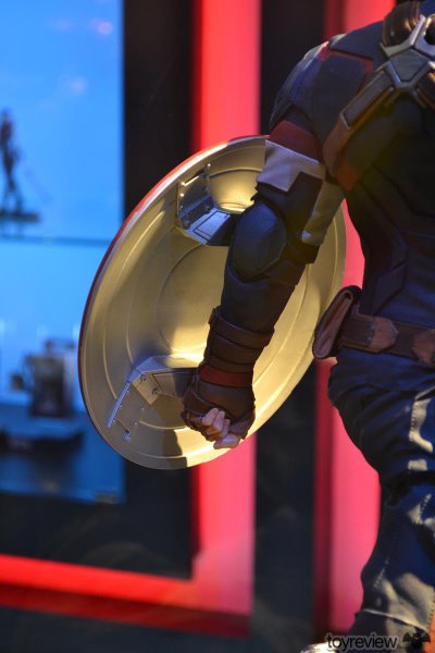 http://toyreview.com.br/wp-content/gallery/evento_avengers_aou_iron_studios/TOY_REVIEW.COM_.BR_IRON_STUDIOS_CONCEPT_STORE_AGE_OF_ULTRON_IRON_STUDIOS_23.04-106.JPG